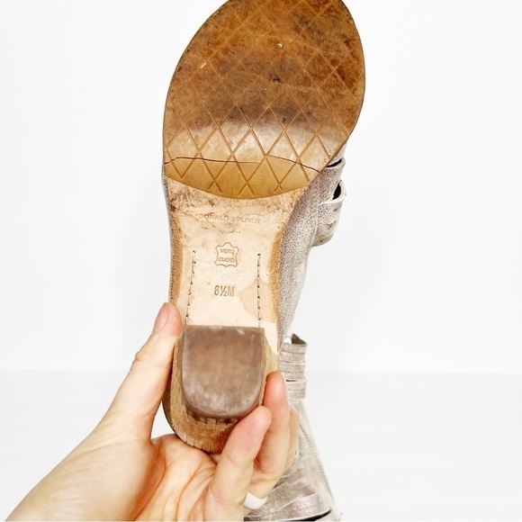 Donald Pliner Kasia Metallic Open Toe Cutout Heel Booties Size 8.5 Women’s - Picture 5 of 8